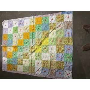 Vintage Handmade Patchwork Quilt Twin Size Floral Cottage Farmhouse Throw